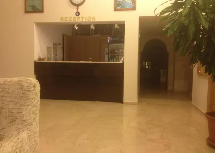 Park מלון באלאק