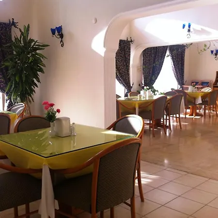 Park Hotel